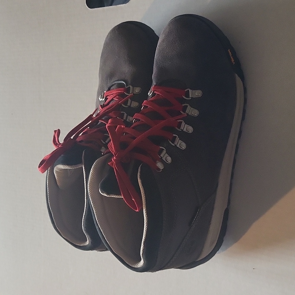 Timberland Brown Suede Hiking Boots with Red Laces